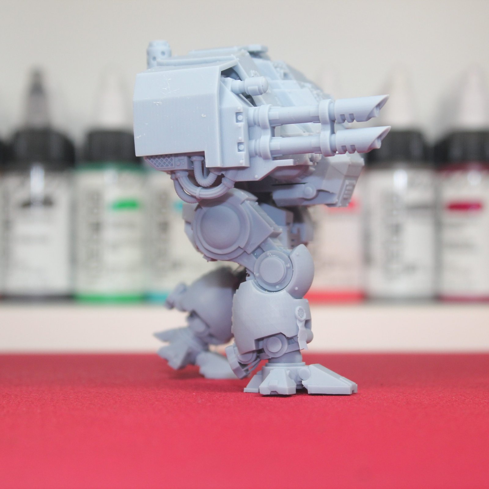 Dreadnought Ballistus de los Space Marines con cañones de largo alcance